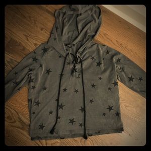 Star hooded long sleeve